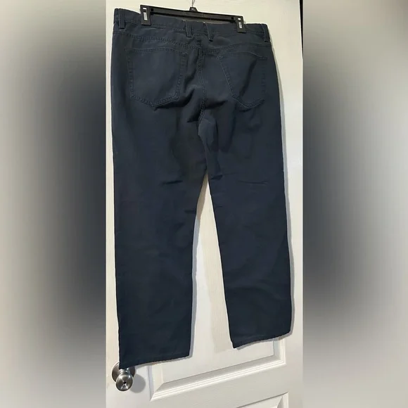 Weatherproof pants - Picture 2 of 3